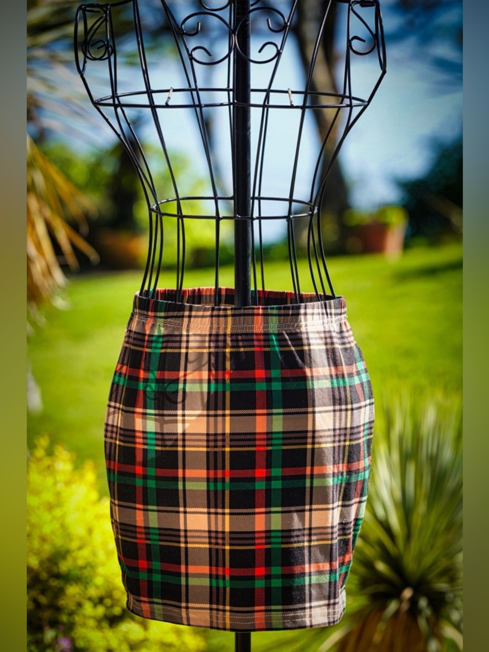 Tartan Plaid Mini Pencil Skirt - Red, Green & Gold - Size Medium